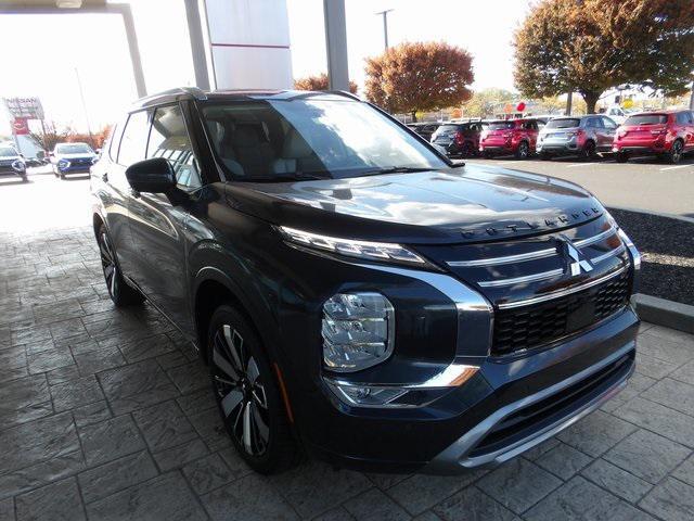 new 2025 Mitsubishi Outlander car, priced at $38,679