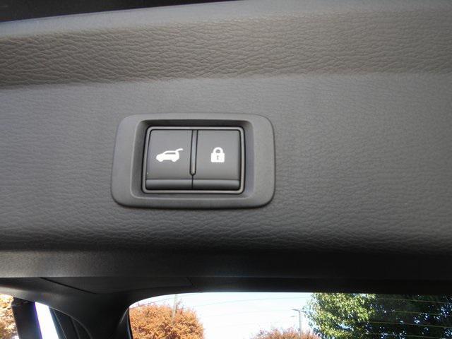 new 2025 Mitsubishi Outlander car, priced at $38,679