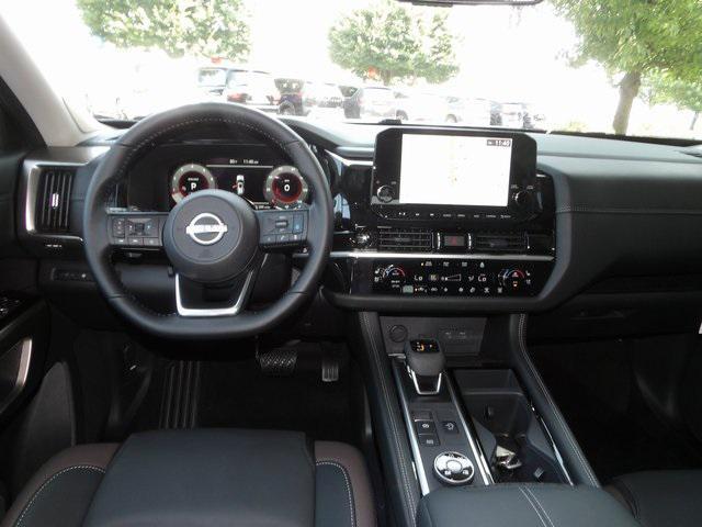 new 2025 Nissan Pathfinder car, priced at $50,208