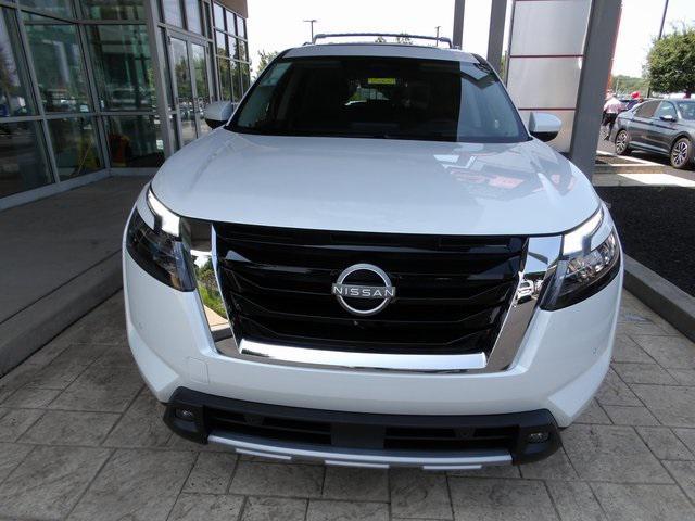 new 2025 Nissan Pathfinder car, priced at $50,208