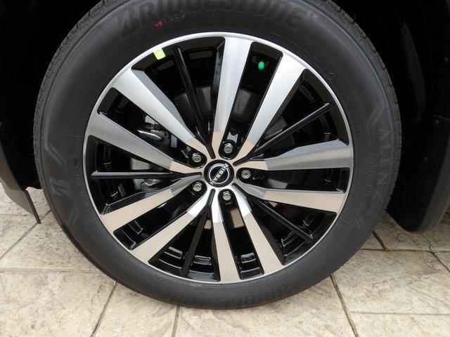 new 2025 Nissan Pathfinder car, priced at $50,525