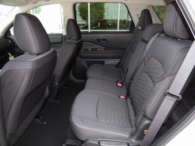 new 2025 Nissan Pathfinder car, priced at $34,868
