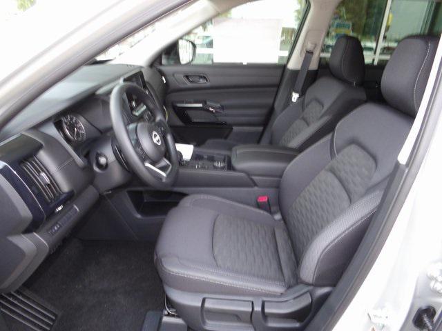 new 2025 Nissan Pathfinder car, priced at $34,868