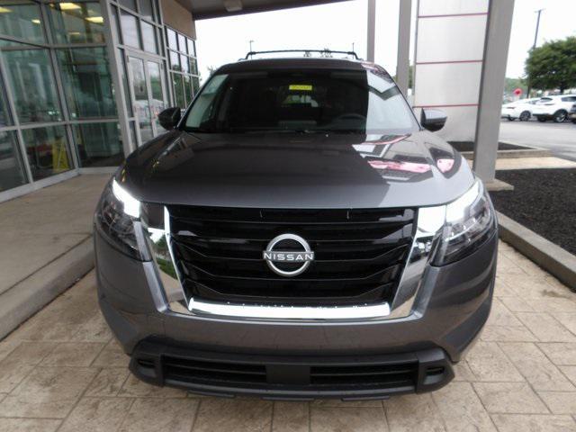 new 2025 Nissan Pathfinder car, priced at $38,276