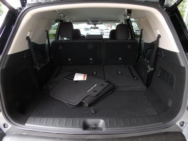 new 2025 Nissan Pathfinder car, priced at $38,276