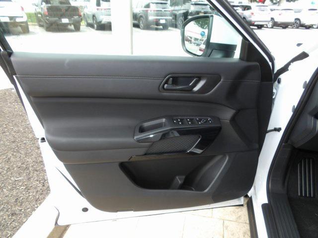 new 2025 Nissan Pathfinder car, priced at $42,494