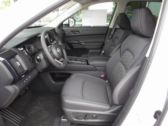 new 2025 Nissan Pathfinder car, priced at $42,494