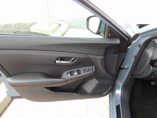 new 2025 Nissan Sentra car, priced at $23,037