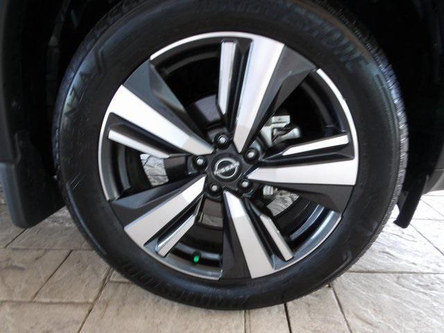 used 2023 Nissan Rogue car, priced at $33,989