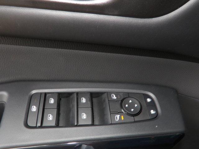 new 2025 Nissan Pathfinder car, priced at $40,767