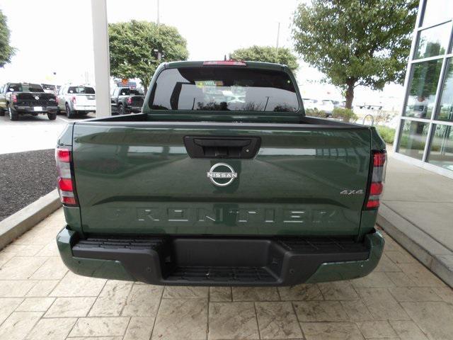 new 2025 Nissan Frontier car, priced at $39,375