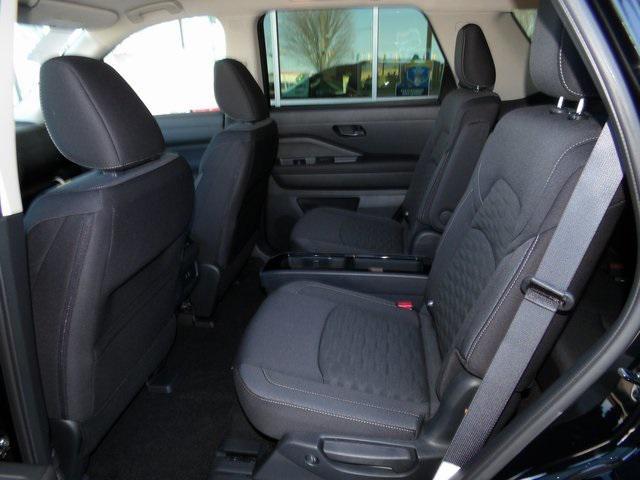 new 2025 Nissan Pathfinder car, priced at $38,276