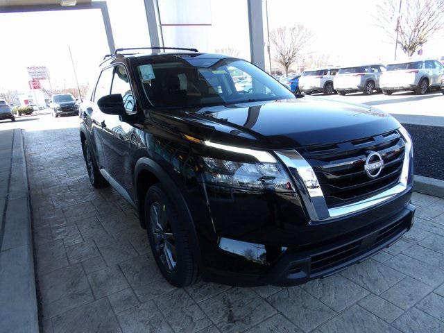 new 2025 Nissan Pathfinder car, priced at $38,276