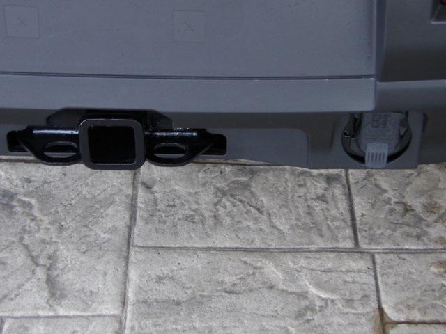 new 2025 Nissan Pathfinder car, priced at $38,276