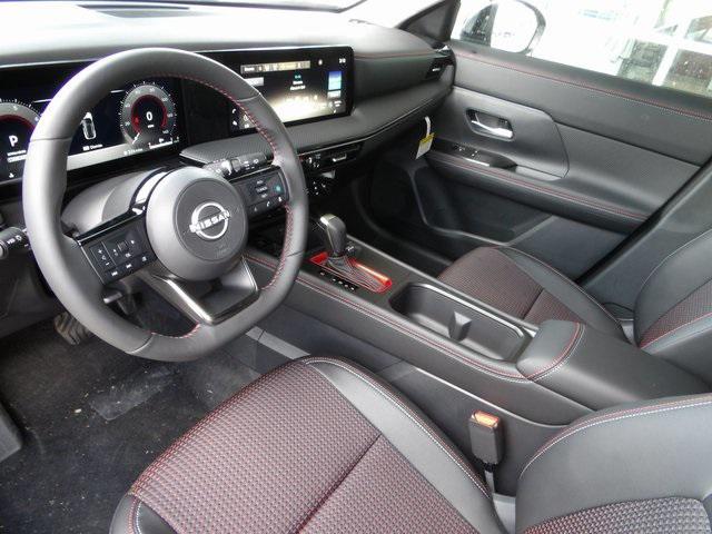 new 2025 Nissan Kicks car, priced at $29,991