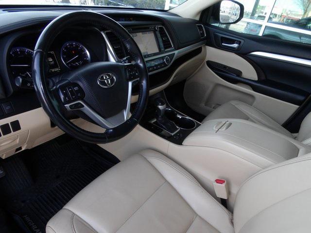 used 2018 Toyota Highlander car, priced at $23,450