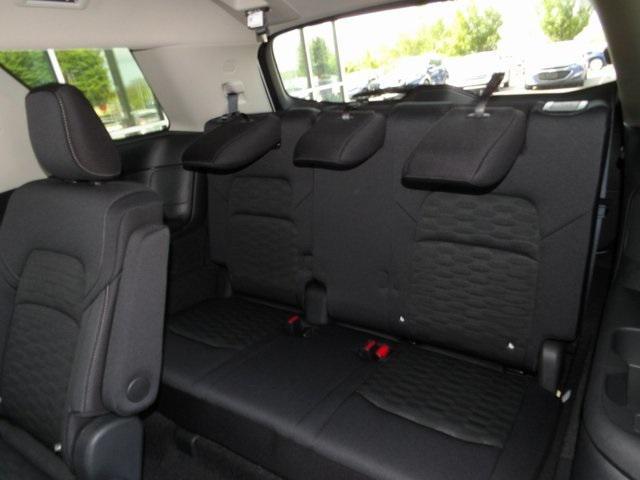 new 2025 Nissan Pathfinder car, priced at $38,276