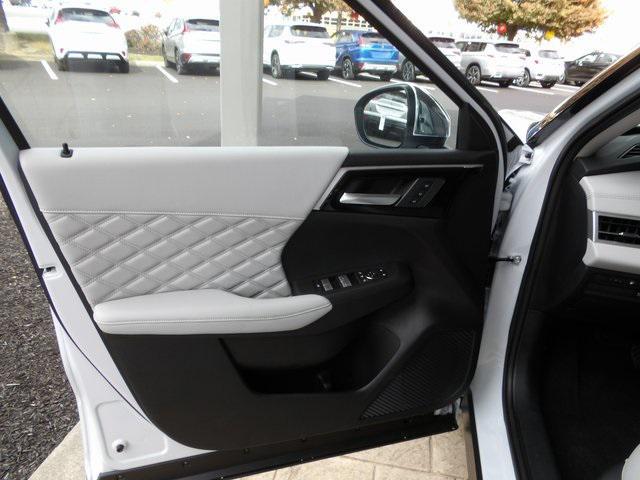 new 2025 Mitsubishi Outlander PHEV car, priced at $45,447