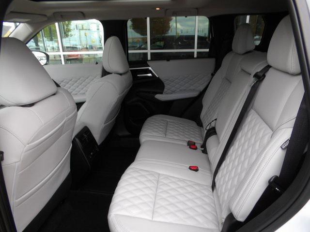 new 2025 Mitsubishi Outlander PHEV car, priced at $45,447