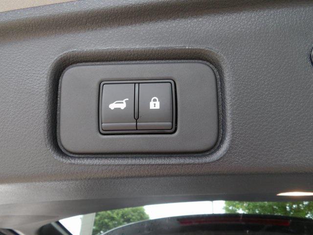 new 2025 Nissan Pathfinder car, priced at $45,162