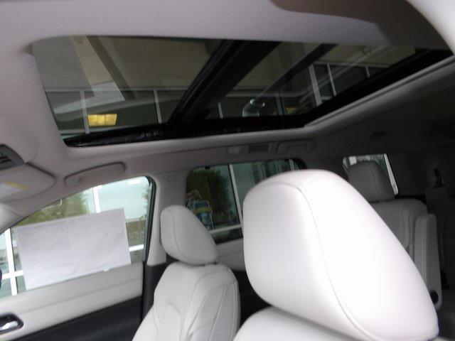 new 2025 Nissan Pathfinder car, priced at $45,162