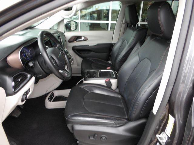 used 2018 Chrysler Pacifica car, priced at $16,947