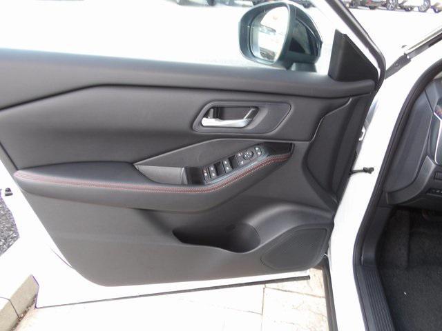 new 2025 Nissan Rogue car, priced at $33,274