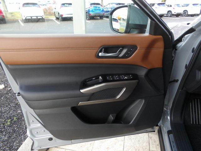 new 2025 Nissan Pathfinder car, priced at $46,742