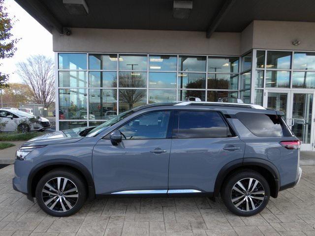 new 2025 Nissan Pathfinder car, priced at $46,742