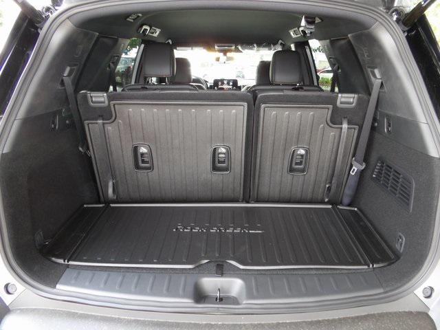 new 2025 Nissan Pathfinder car, priced at $42,644