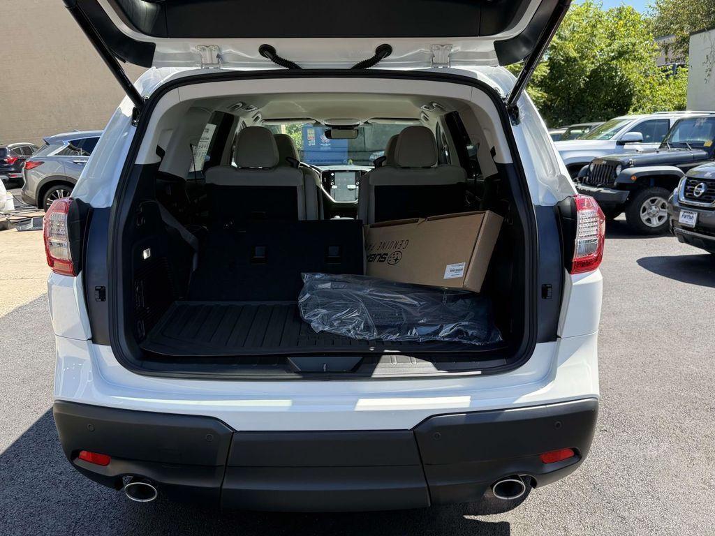 new 2025 Subaru Ascent car, priced at $38,752