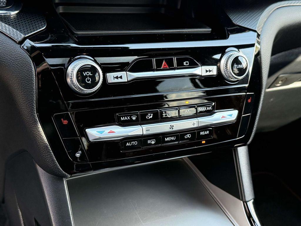 used 2022 Ford Explorer car, priced at $33,995