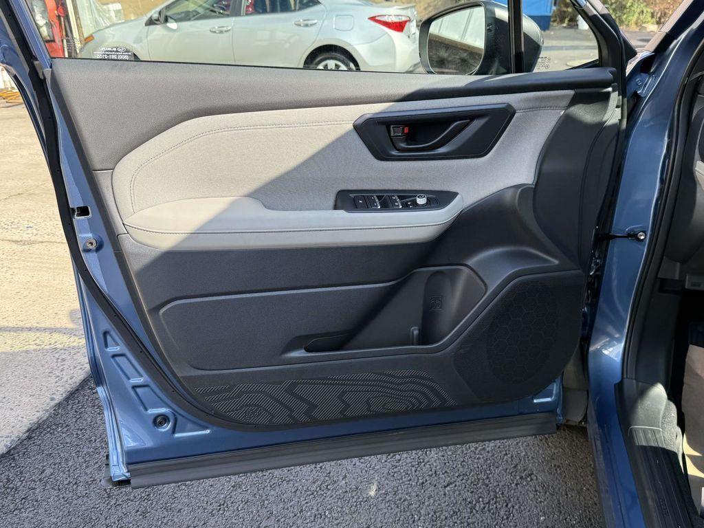 new 2025 Subaru Forester car, priced at $33,963