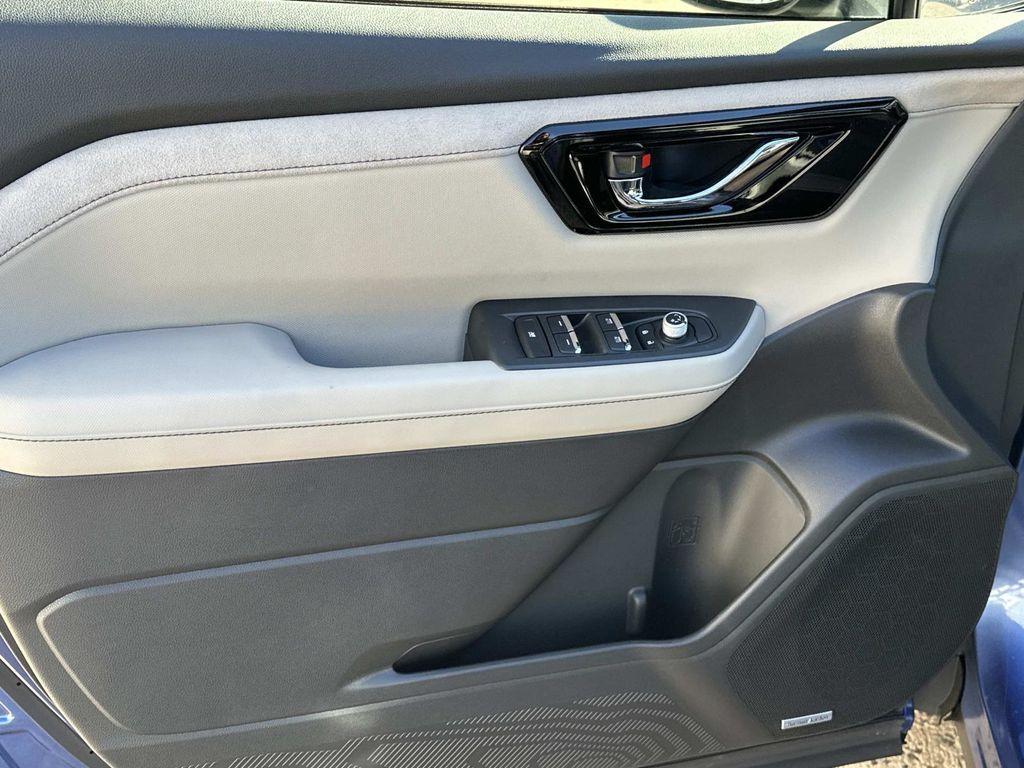 new 2025 Subaru Forester Hybrid car, priced at $40,888