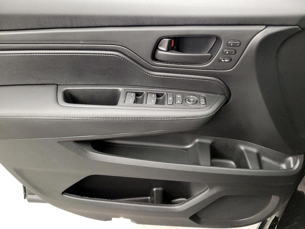 used 2024 Honda Odyssey car, priced at $40,998