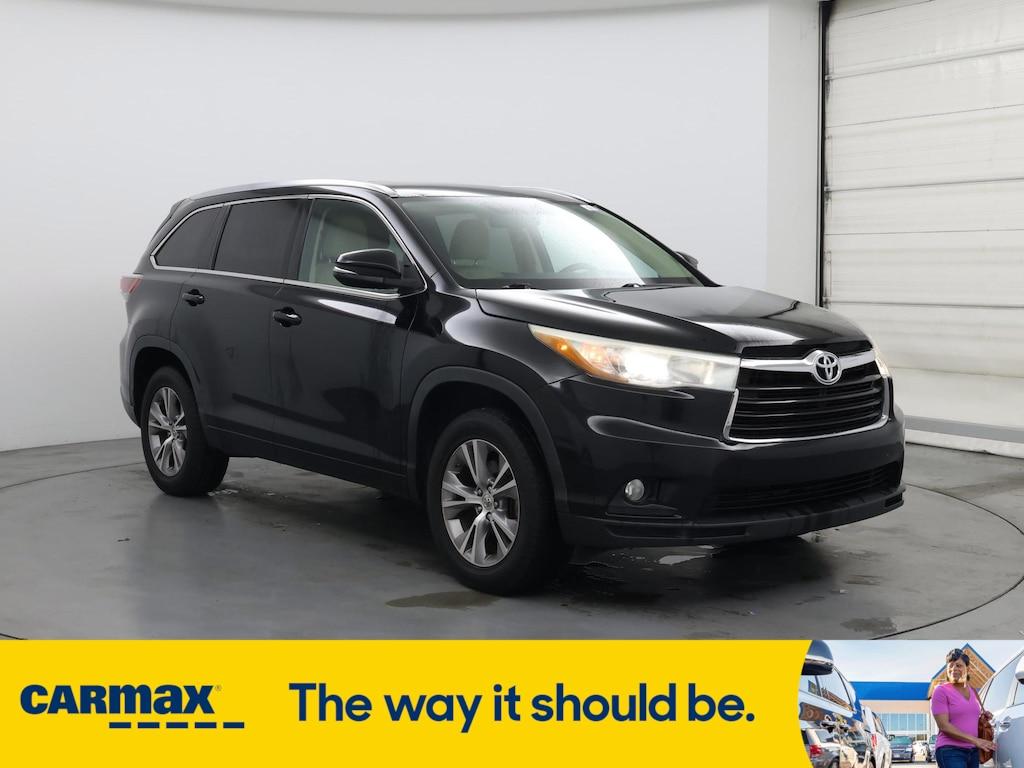 used 2015 Toyota Highlander car, priced at $21,998