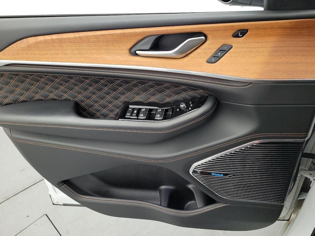 used 2022 Jeep Grand Cherokee car, priced at $44,998