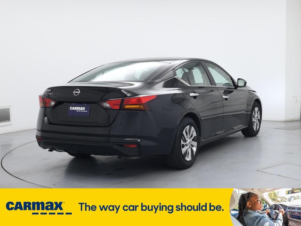 used 2023 Nissan Altima car, priced at $21,998