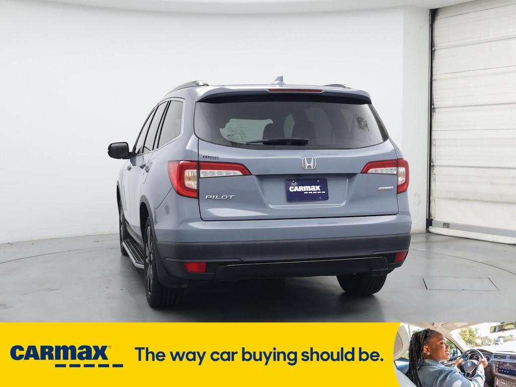 used 2022 Honda Pilot car, priced at $32,998