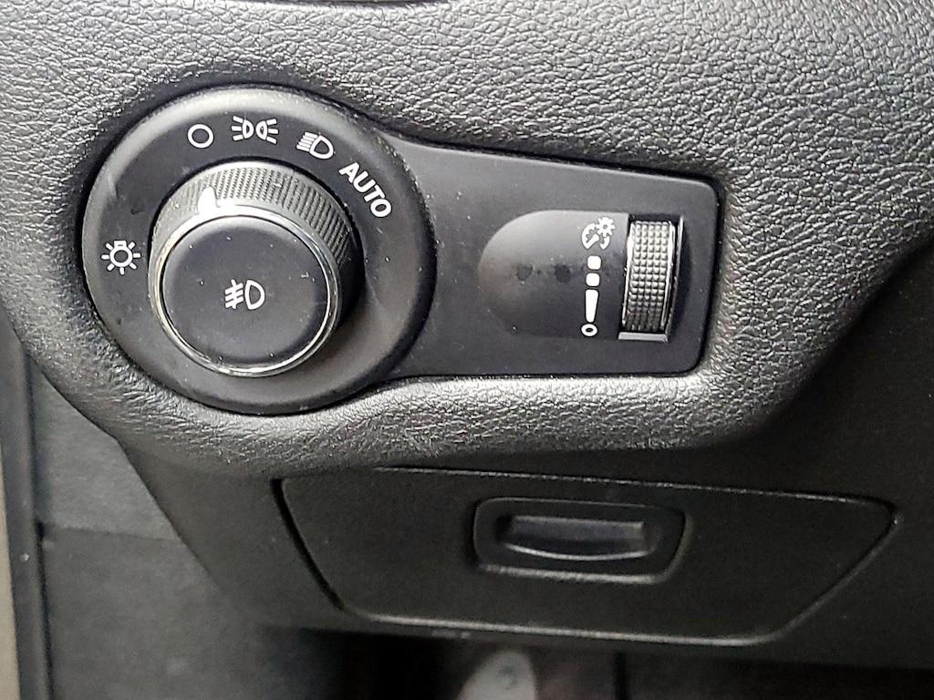 used 2018 Jeep Cherokee car, priced at $16,998