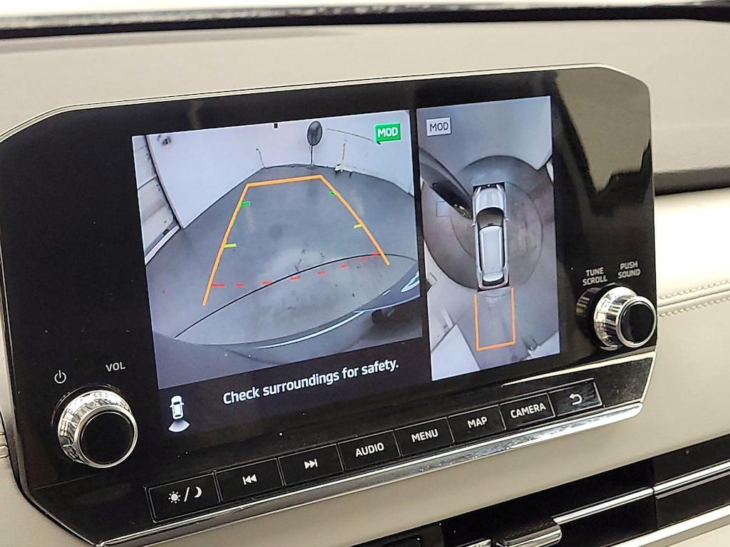 used 2023 Mitsubishi Outlander car, priced at $25,998