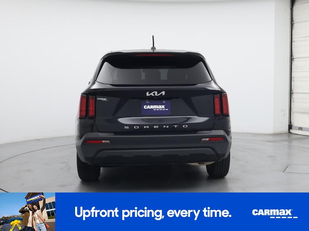 used 2022 Kia Sorento car, priced at $21,998