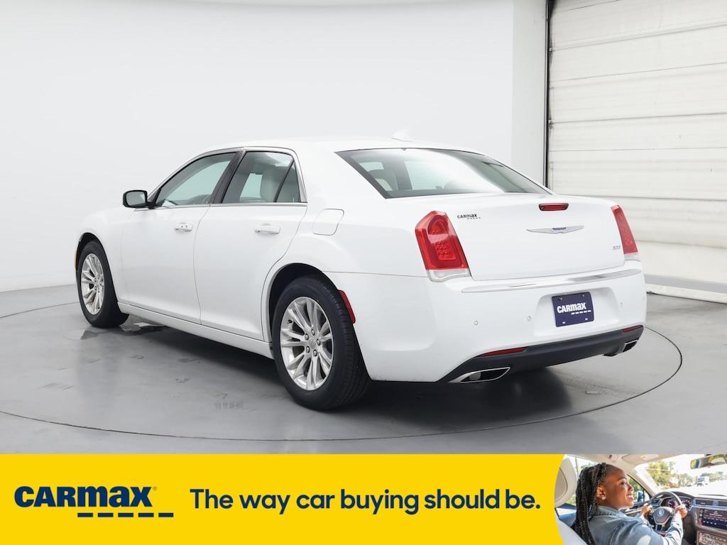 used 2021 Chrysler 300 car, priced at $25,998