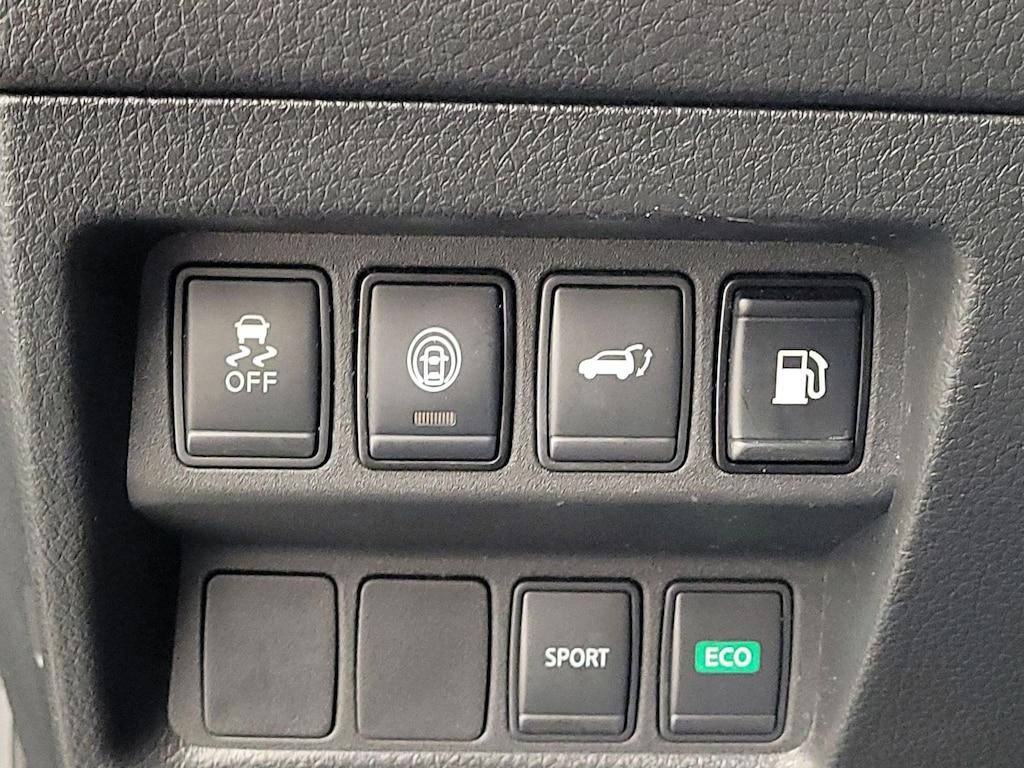 used 2020 Nissan Rogue car, priced at $18,998