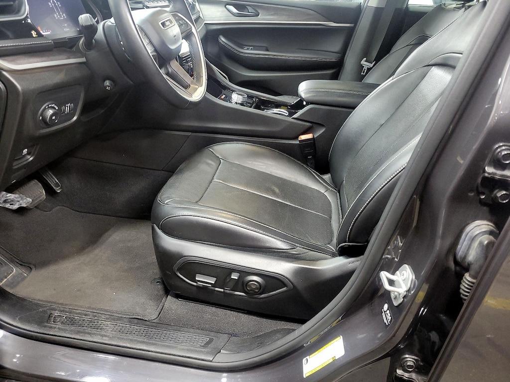 used 2022 Jeep Grand Cherokee car, priced at $29,998