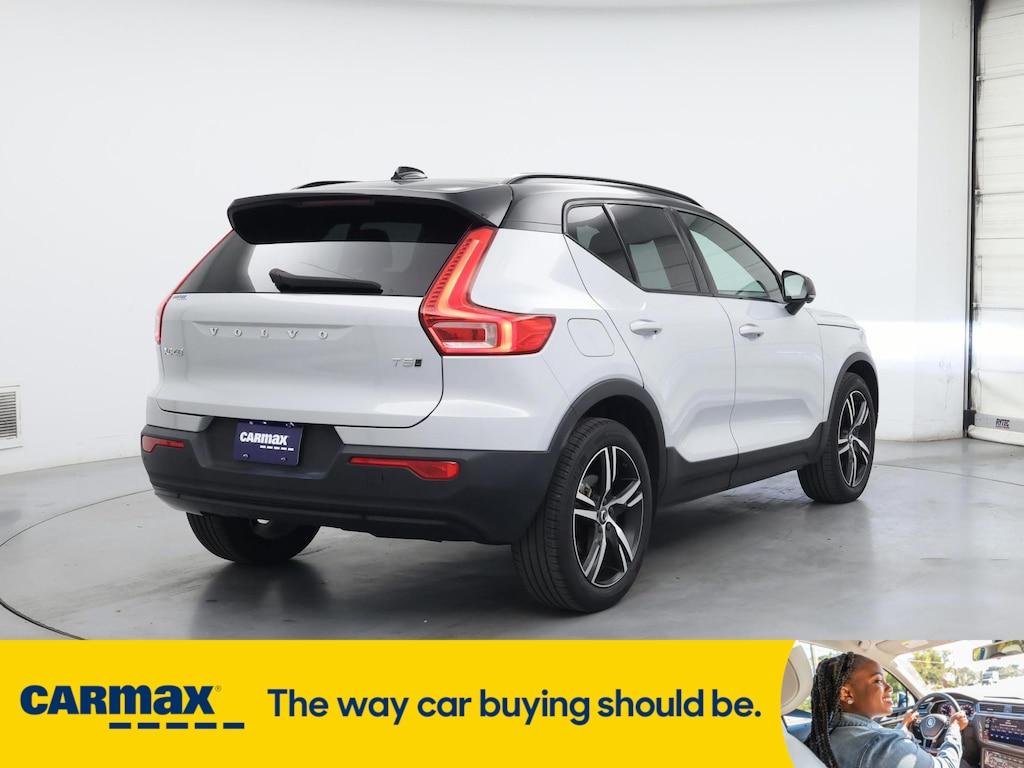 used 2021 Volvo XC40 car, priced at $30,998