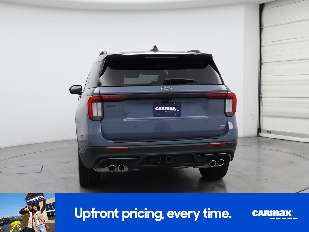 used 2025 Ford Explorer car, priced at $51,998