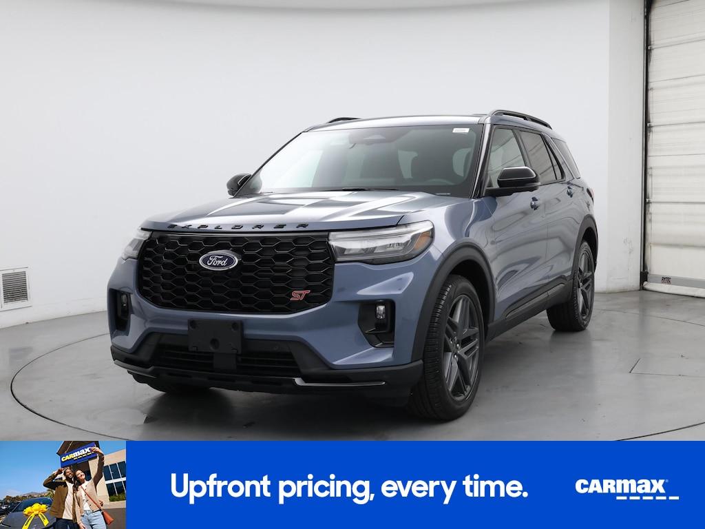 used 2025 Ford Explorer car, priced at $51,998