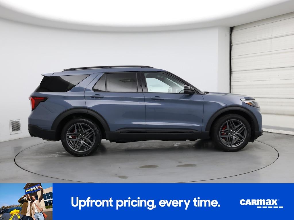 used 2025 Ford Explorer car, priced at $51,998