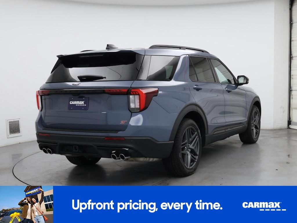 used 2025 Ford Explorer car, priced at $51,998